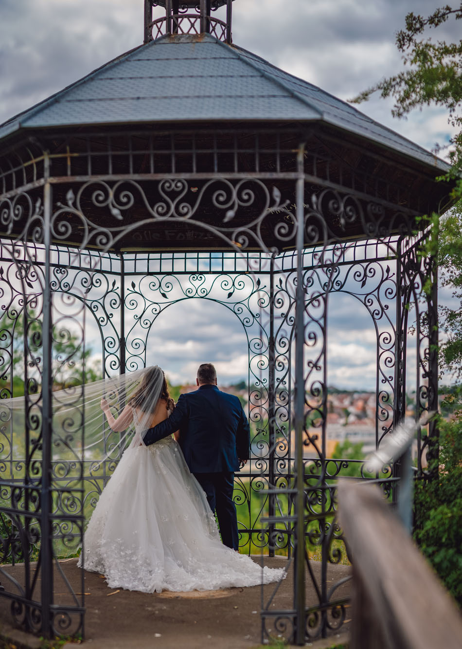 Natürliche Hochzeitsfotografie: Persönlicher Augenblick der Hochzeit von Angela und Jochen