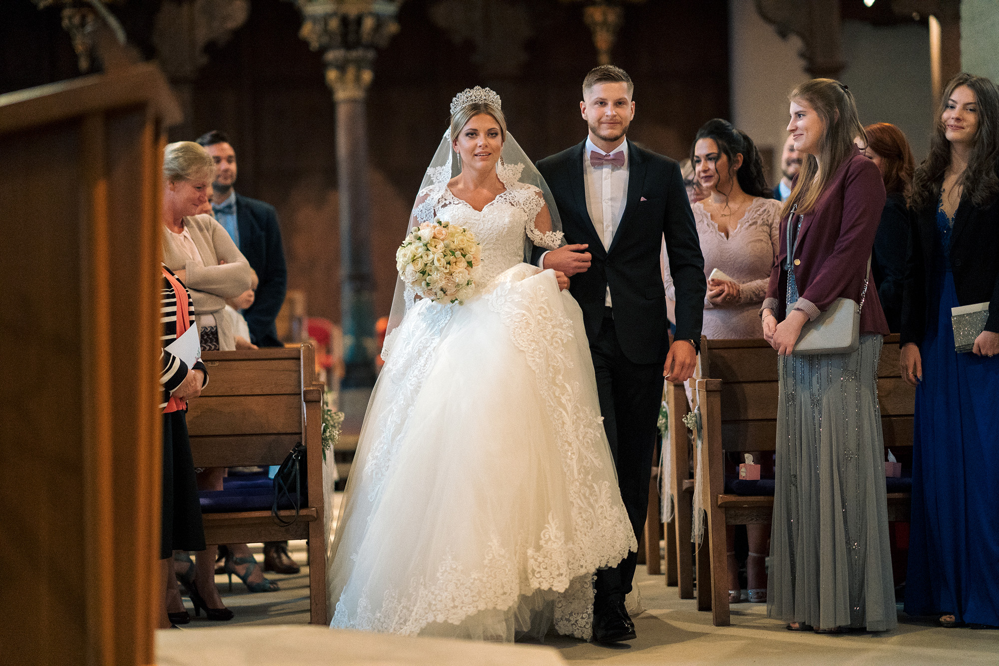 Hochzeitsfeier mit starker Stimmung in Bremen - Bild 77