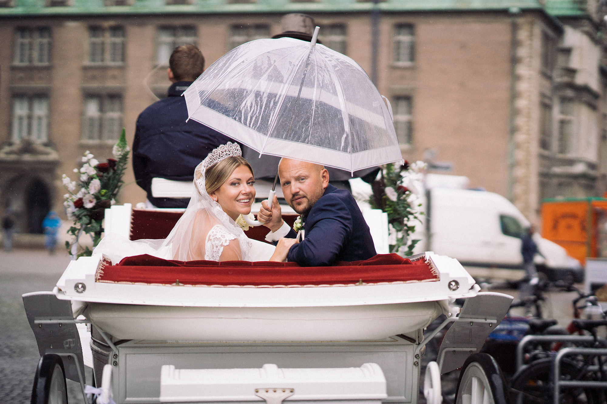 Natürliche Hochzeitsfotografie bei Regen in Bremen - Bild 54