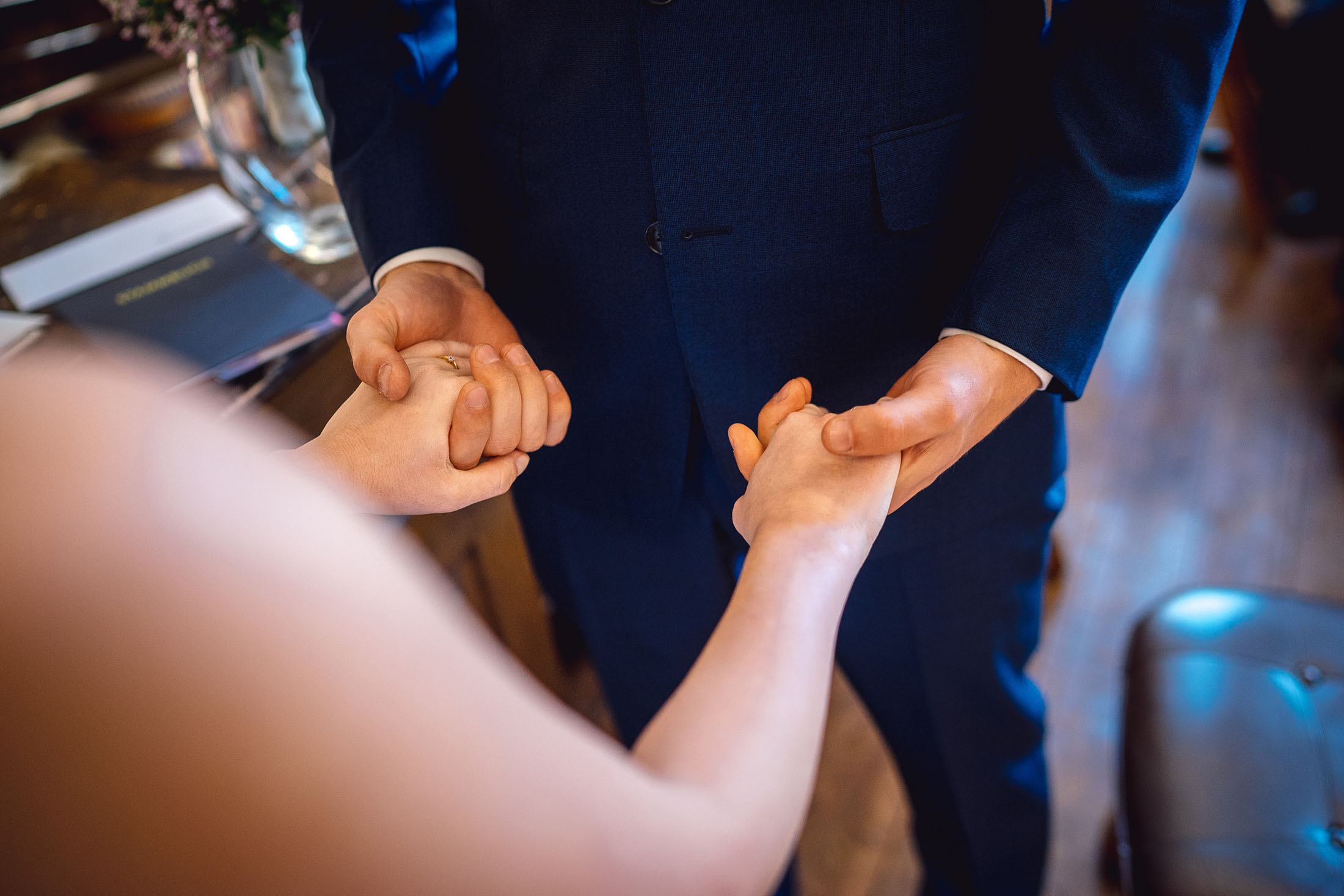 Natürliche Hochzeitsfotografie von Merlin und Katharina - Bild 51